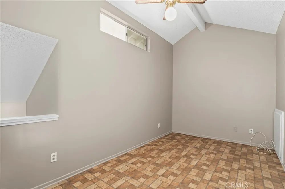 26908 Flo Lane #464 Canyon Country, CA 91351
