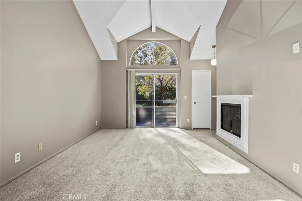 26908 Flo Lane #464 Canyon Country, CA 91351