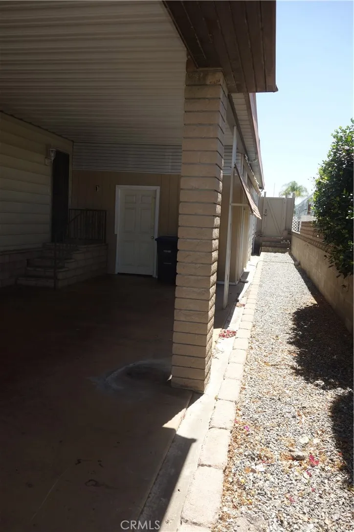 1018 San Nicolas Hemet, CA 92543