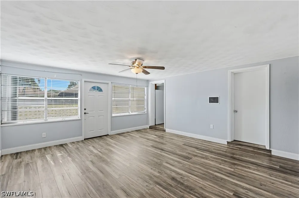 Deleon Street Fort Myers, FL 33901