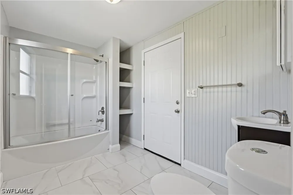 Deleon Street Fort Myers, FL 33901