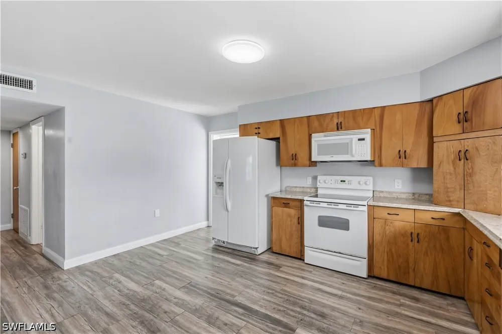 Deleon Street Fort Myers, FL 33901