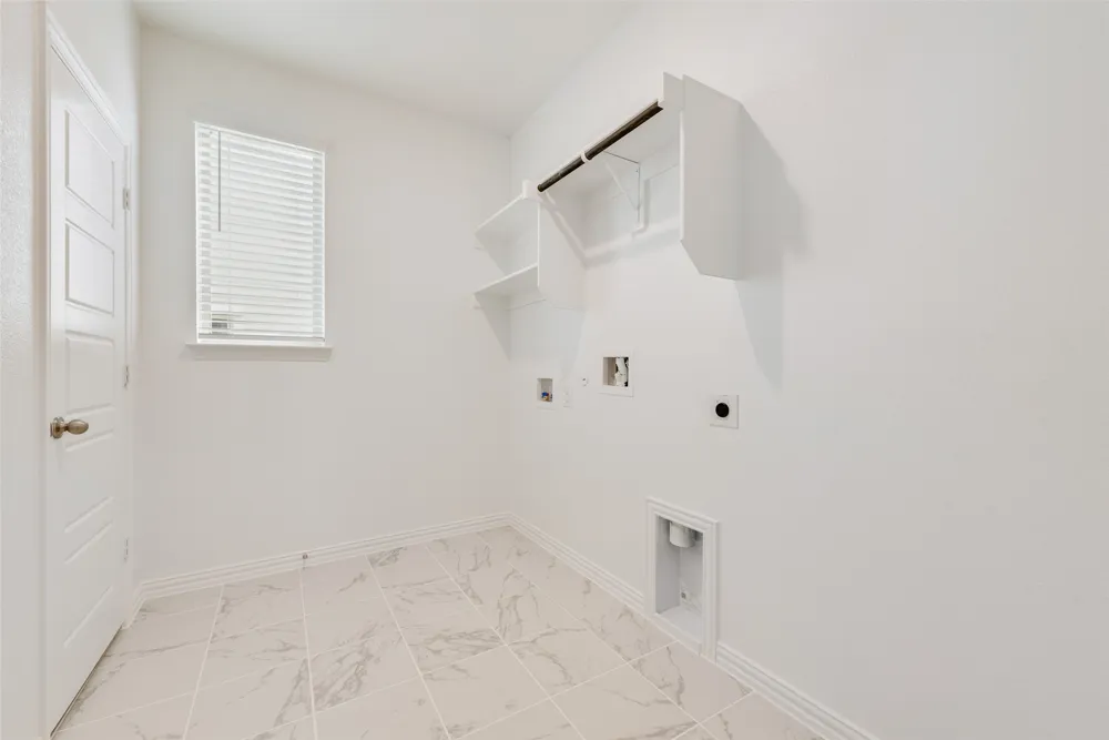 512 Marcus Lane Crowley, TX 76036