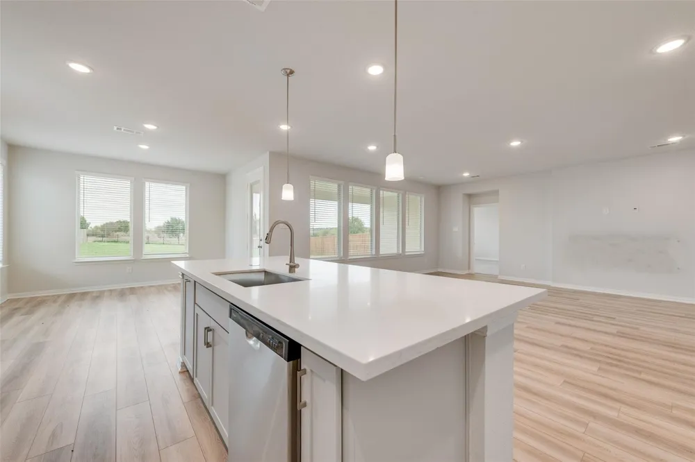 512 Marcus Lane Crowley, TX 76036