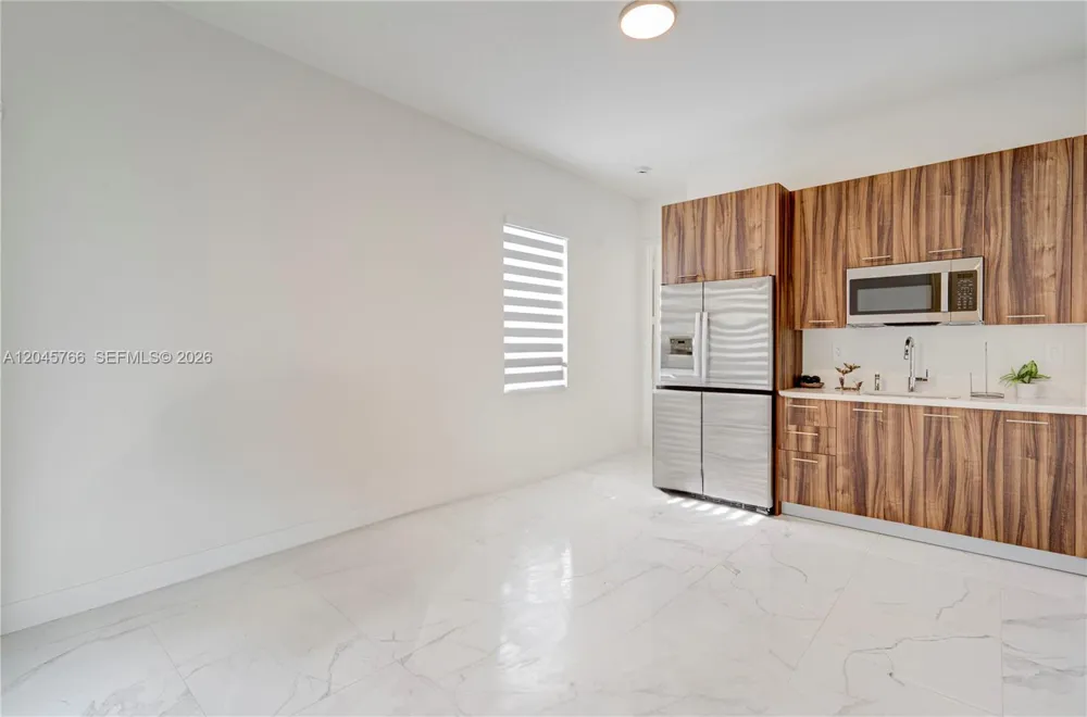 4367 SW 123 ln Davie, FL 33330