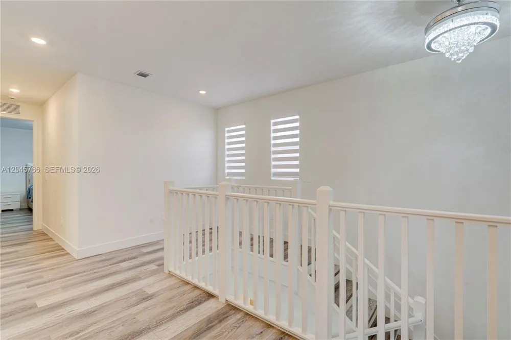 4367 SW 123 ln Davie, FL 33330