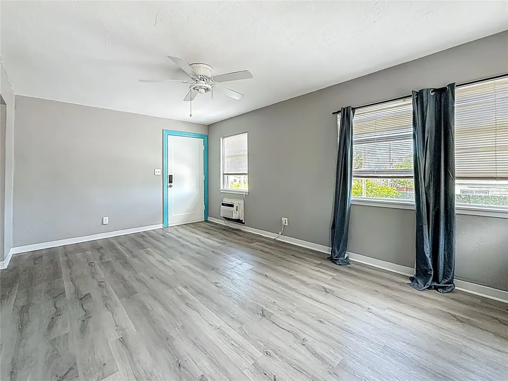 107 154TH AVENUE #2 Madeira Beach, FL 33708