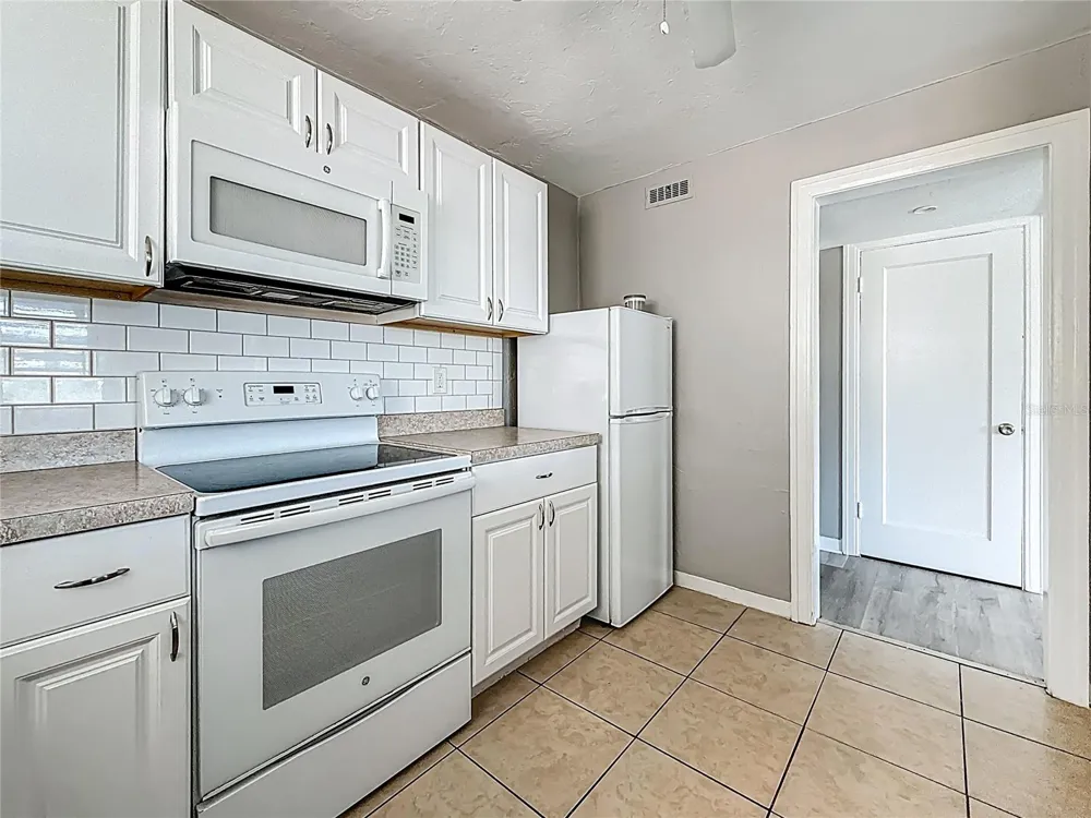 107 154TH AVENUE #2 Madeira Beach, FL 33708