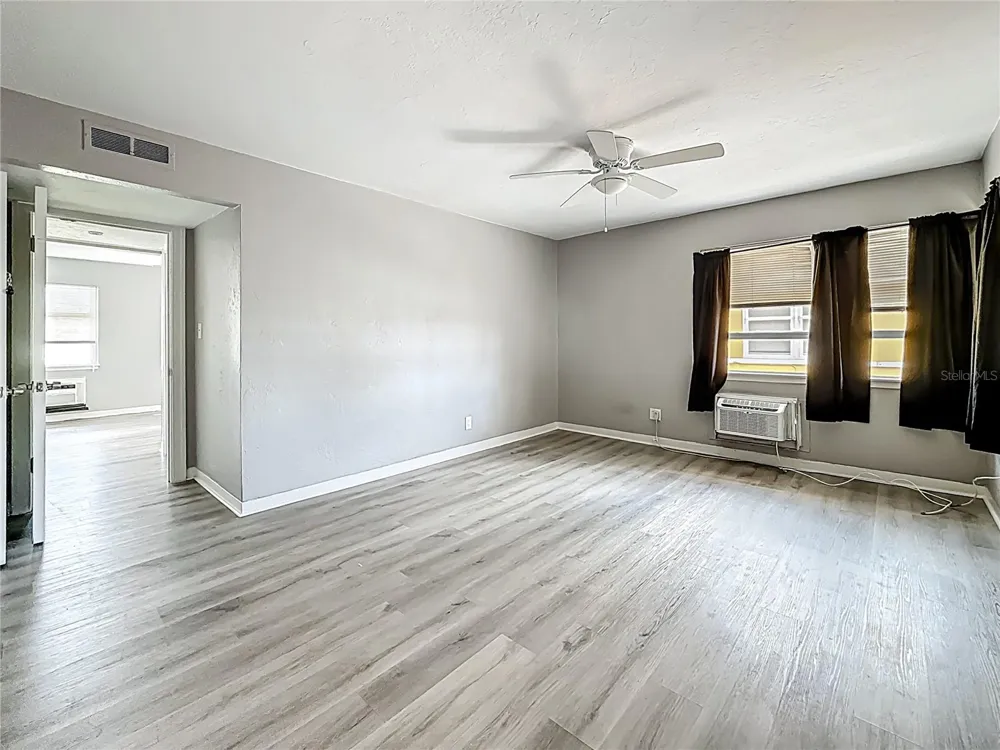 107 154TH AVENUE #2 Madeira Beach, FL 33708