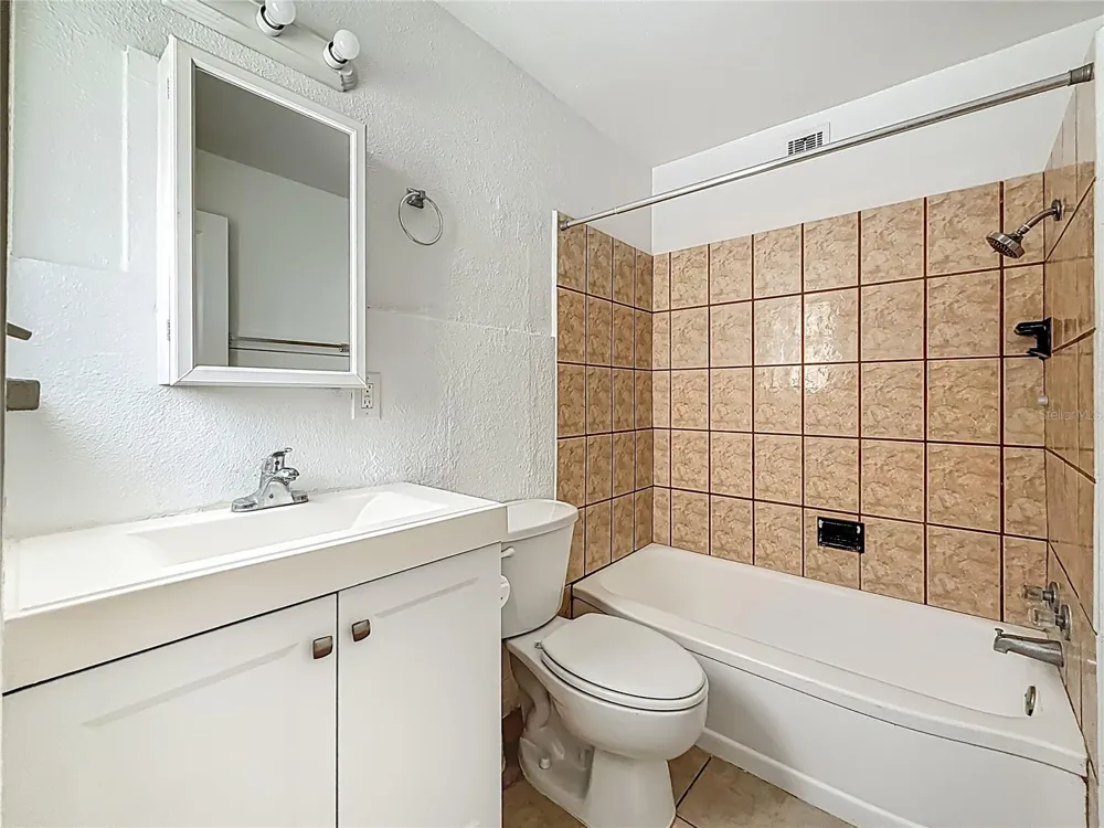 107 154TH AVENUE #2 Madeira Beach, FL 33708
