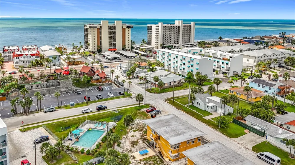 107 154TH AVENUE #2 Madeira Beach, FL 33708