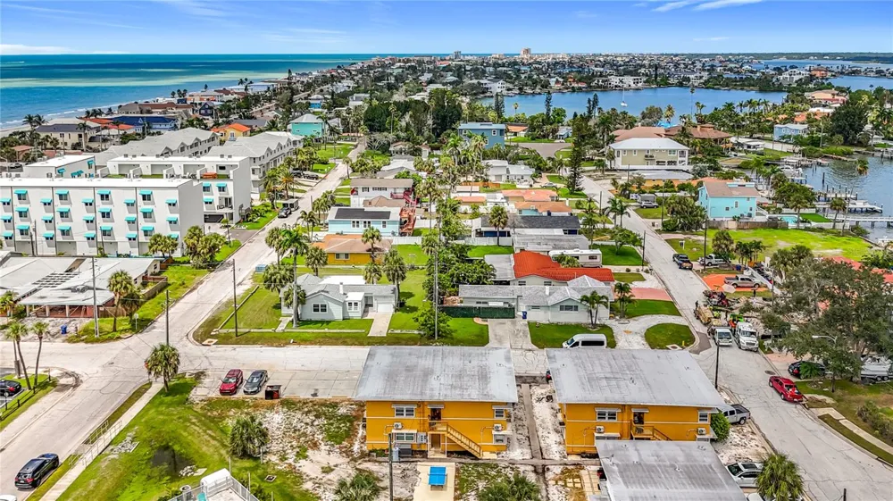 107 154TH AVENUE #2 Madeira Beach, FL 33708
