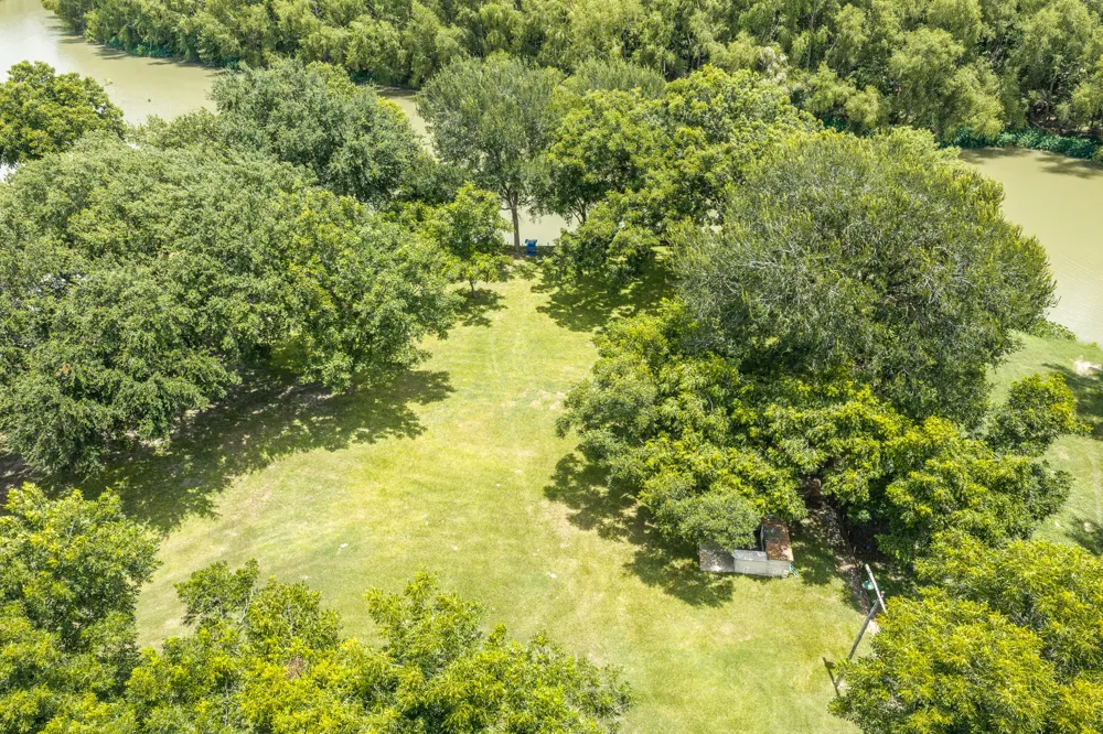 22 Goodwin (Road) Lane Gonzales, TX 78629