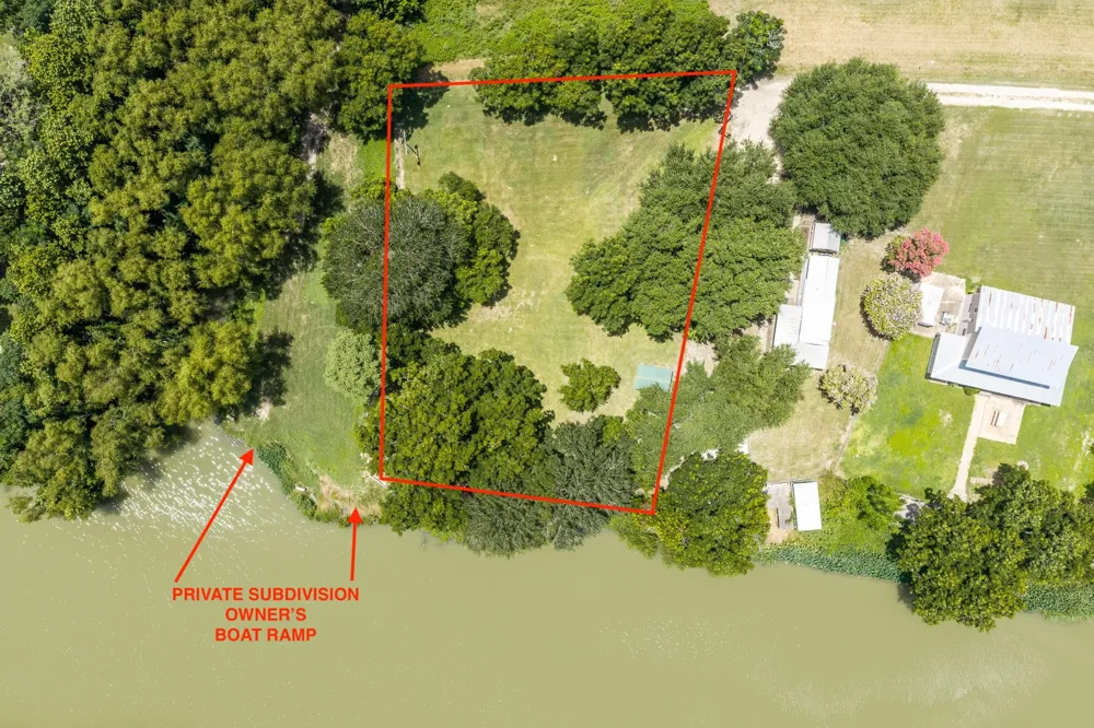 22 Goodwin (Road) Lane Gonzales, TX 78629