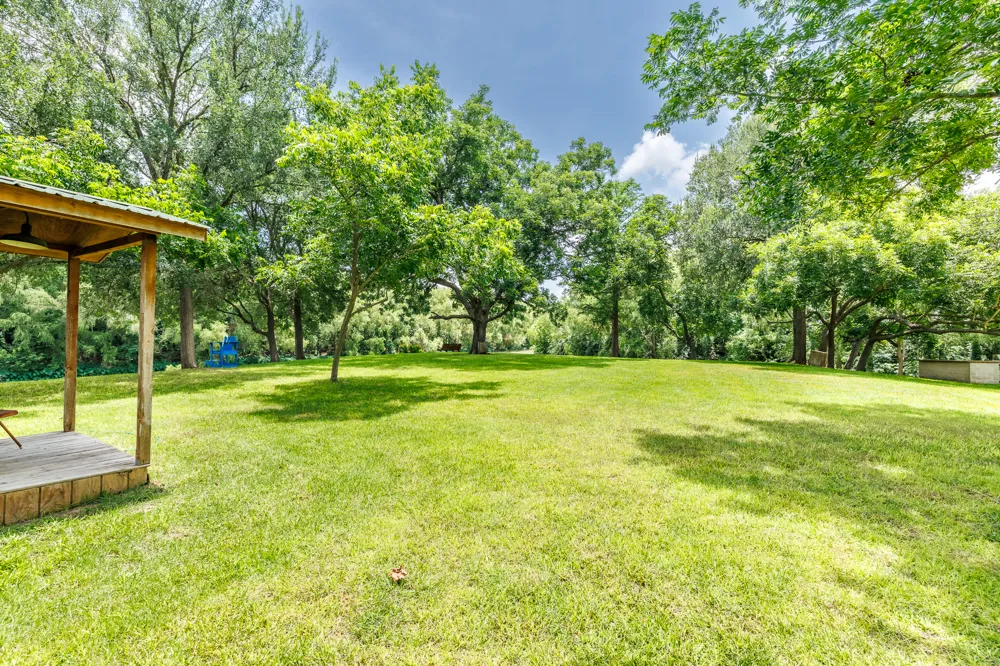 22 Goodwin (Road) Lane Gonzales, TX 78629