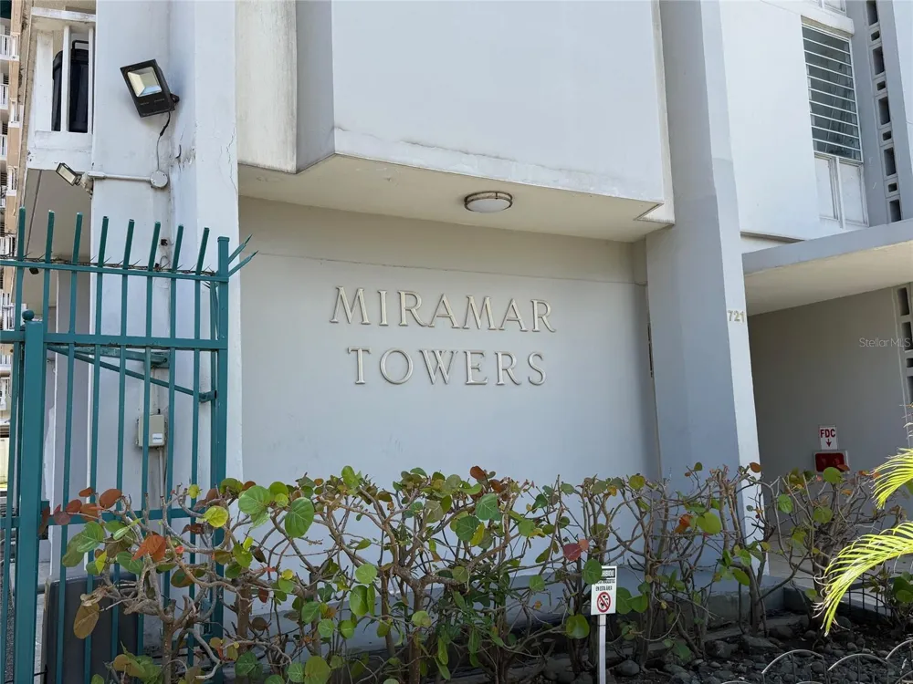 MIRAMAR TOWERS 721 HERNANDEZ ST. #12 D San Juan, PR 00907