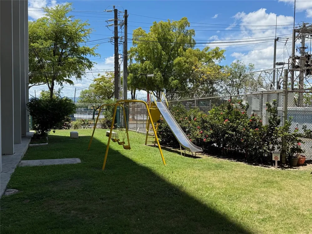 MIRAMAR TOWERS 721 HERNANDEZ ST. #12 D San Juan, PR 00907