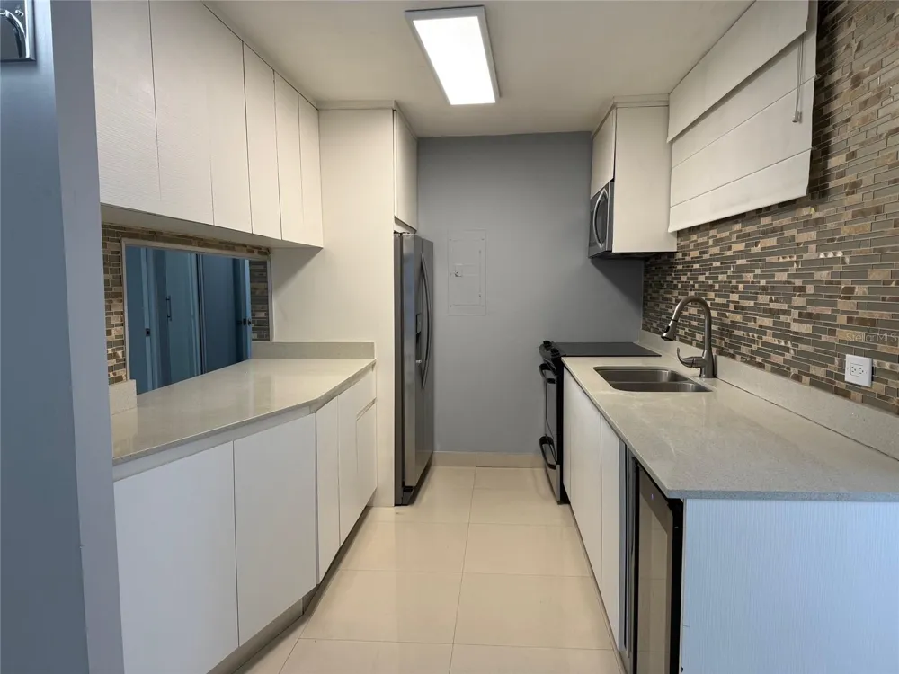 MIRAMAR TOWERS 721 HERNANDEZ ST. #12 D San Juan, PR 00907