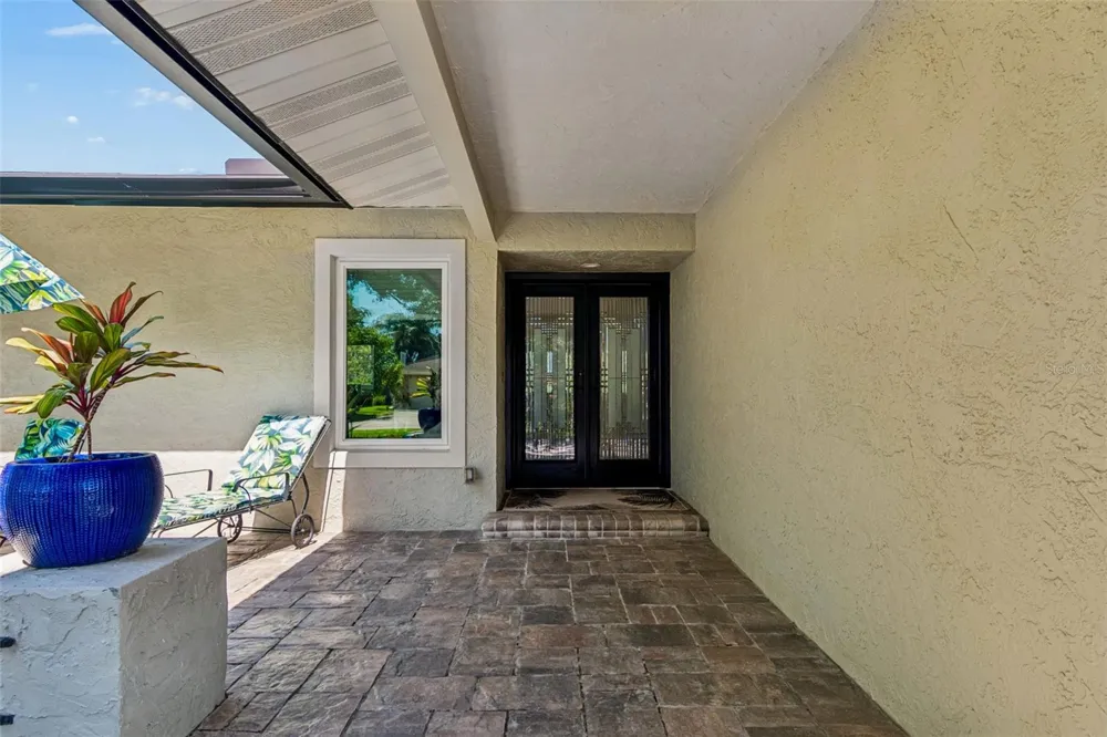 725 DEL ORO DRIVE Safety Harbor, FL 34695