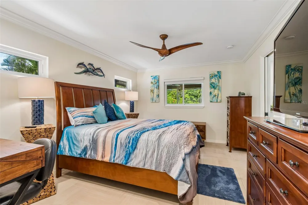 725 DEL ORO DRIVE Safety Harbor, FL 34695