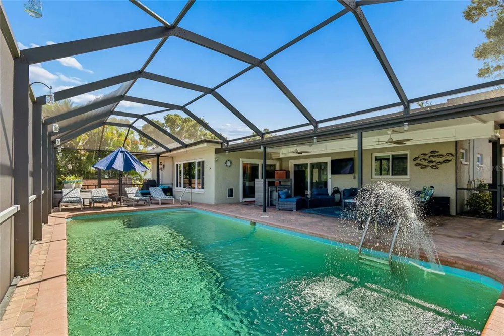 725 DEL ORO DRIVE Safety Harbor, FL 34695