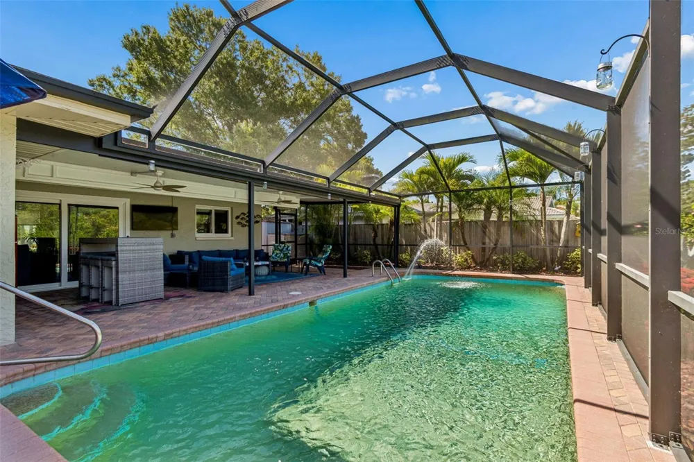 725 DEL ORO DRIVE Safety Harbor, FL 34695