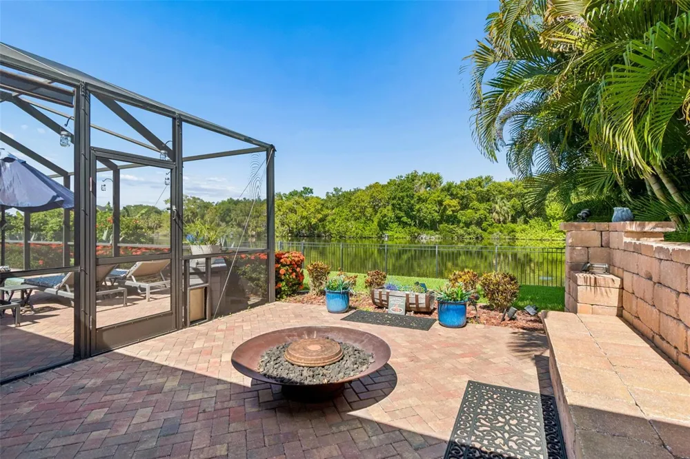 725 DEL ORO DRIVE Safety Harbor, FL 34695