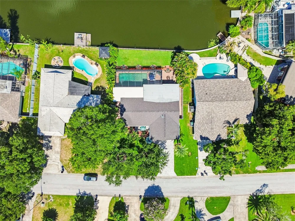 725 DEL ORO DRIVE Safety Harbor, FL 34695