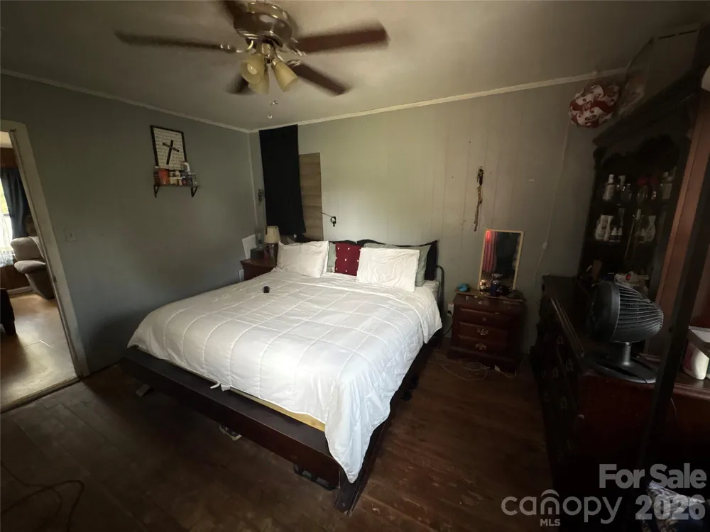 4753 S Depot Street Claremont, NC 28610