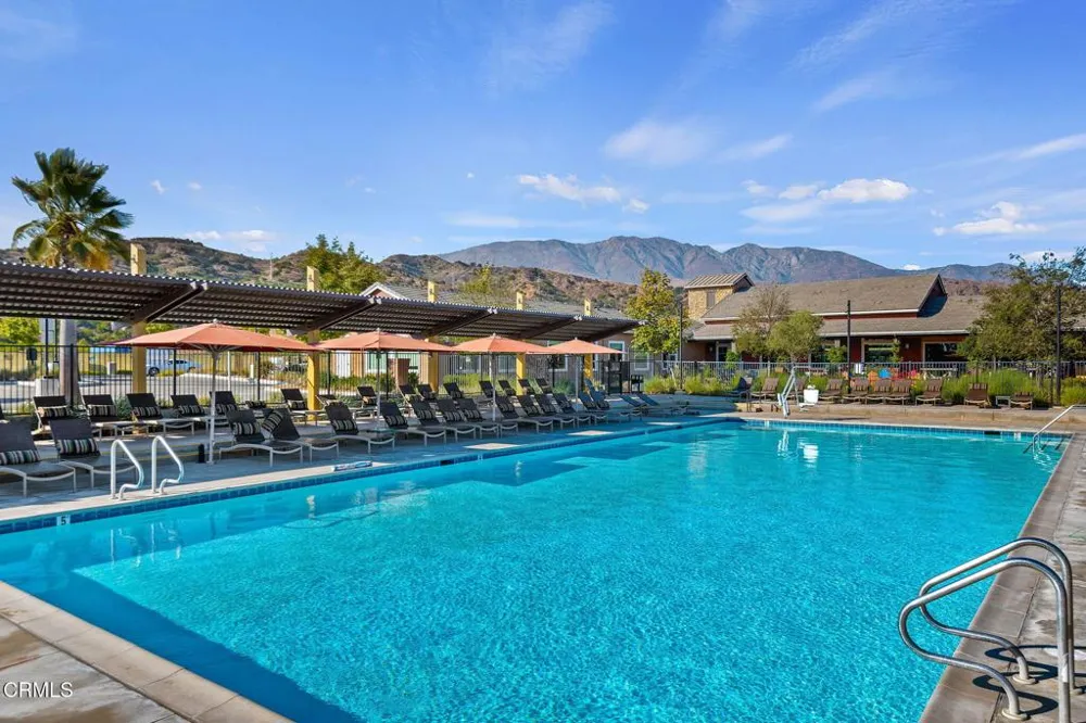 400 Tibbetts Street Santa Paula, CA 93060