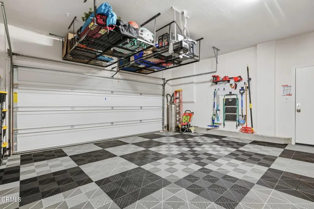 400 Tibbetts Street Santa Paula, CA 93060