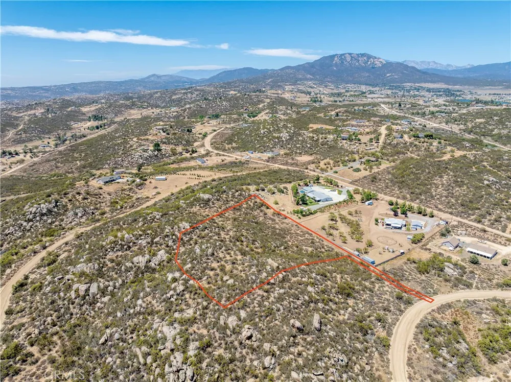 1063 Wildhorse Circle Aguanga, CA 92536