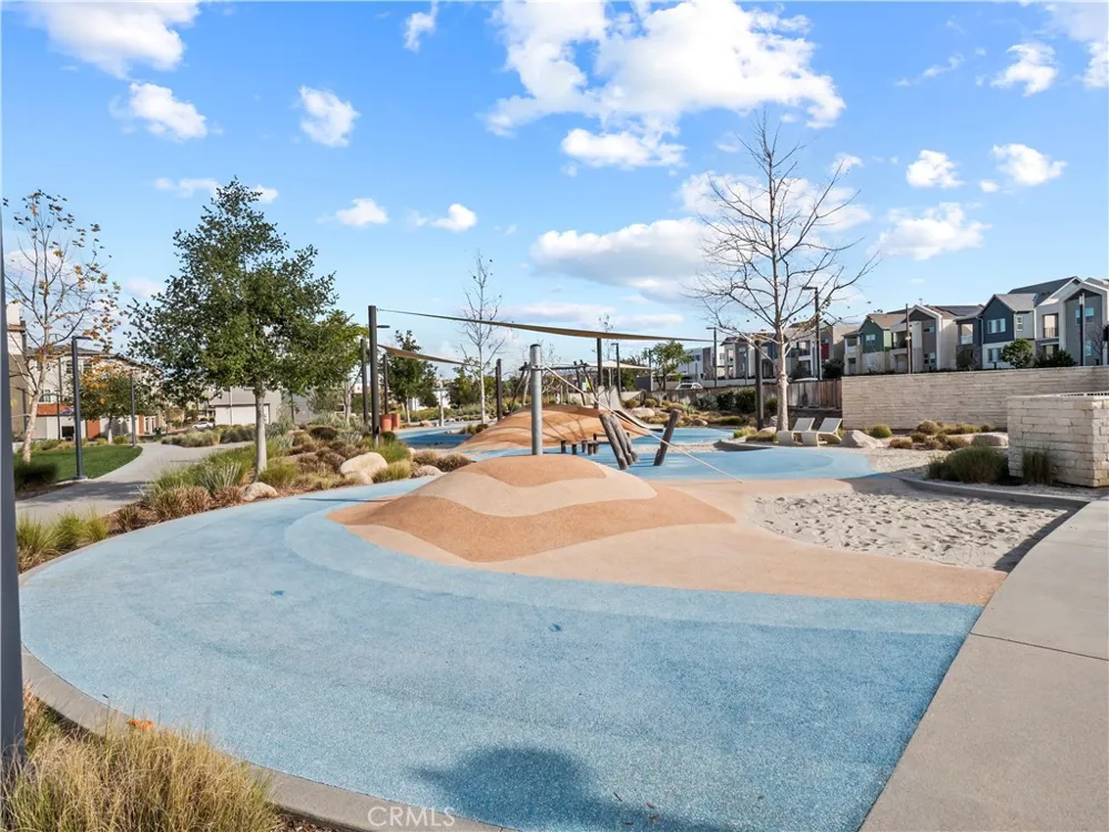 27013 Hummingbird Lane Valencia, CA 91381