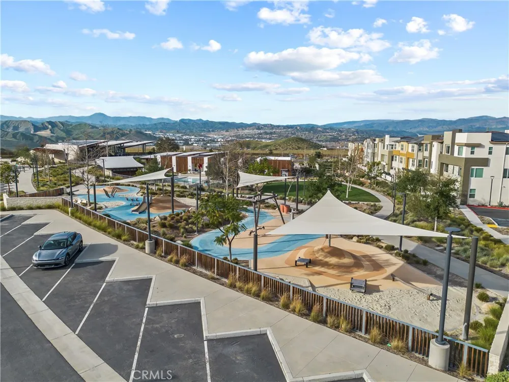 27013 Hummingbird Lane Valencia, CA 91381