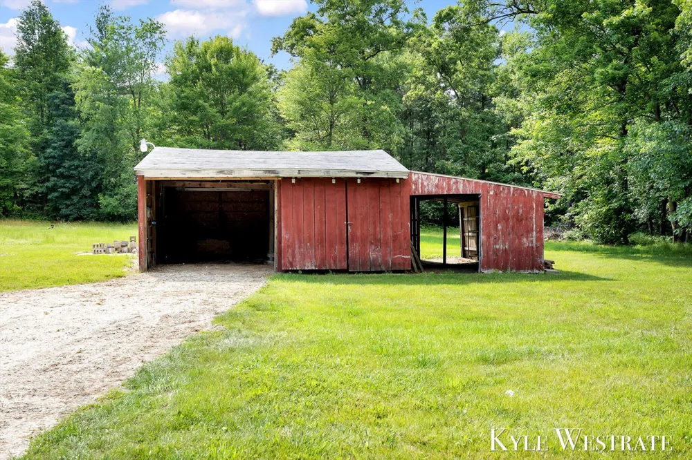 5953 S Newcosta Avenue Croton Township, MI 49337