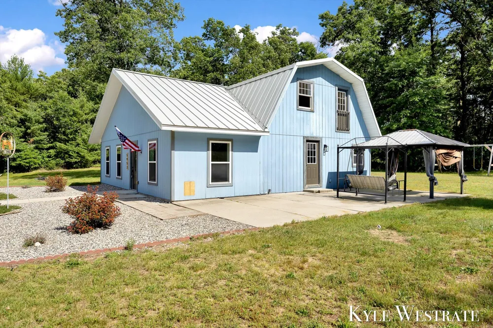 5953 S Newcosta Avenue Croton Township, MI 49337
