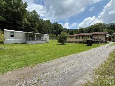 4126 & 4128 Pumpkintown Road