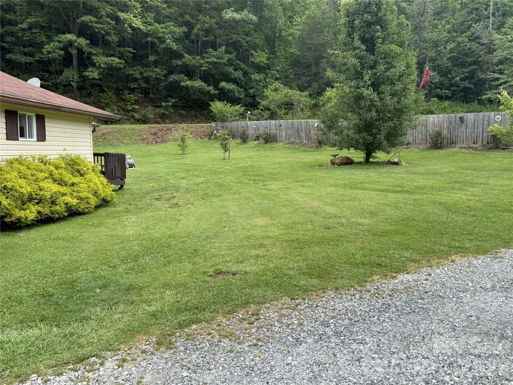 4126 & 4128 Pumpkintown Road Sylva, NC 28779