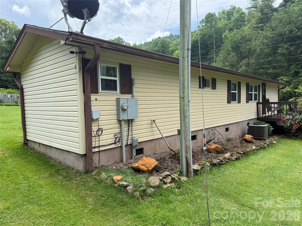 4126 & 4128 Pumpkintown Road Sylva, NC 28779
