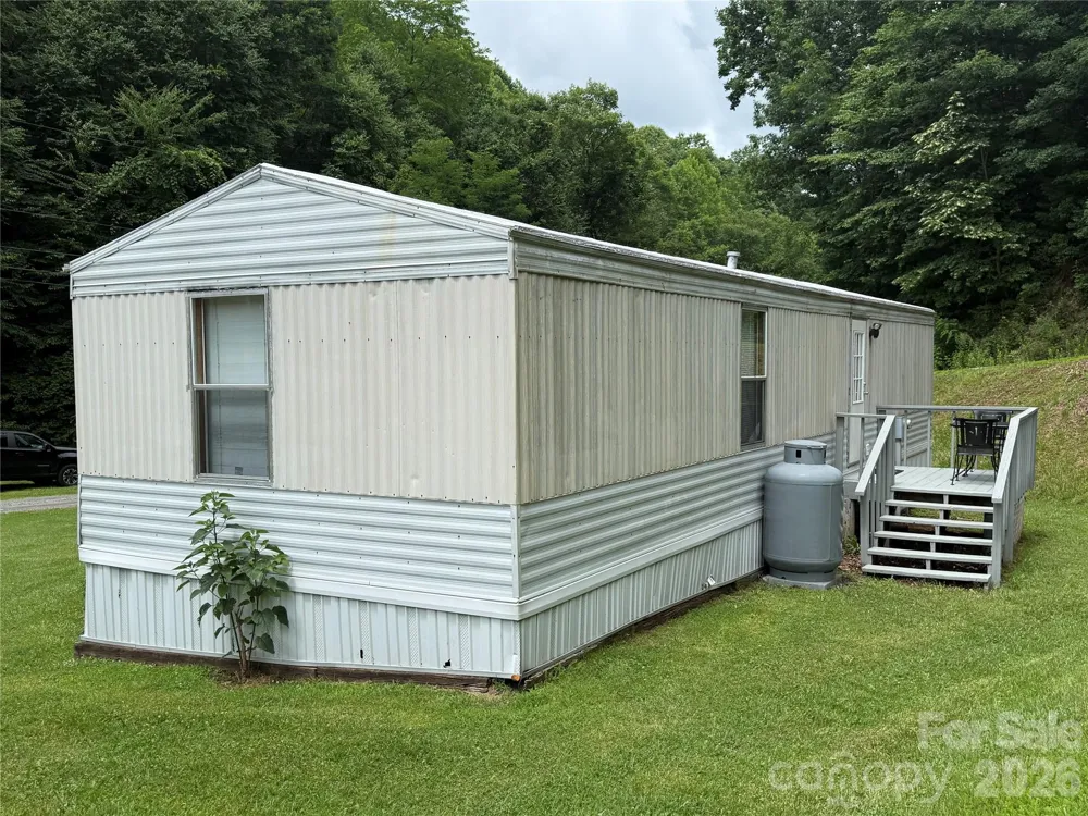 4126 & 4128 Pumpkintown Road Sylva, NC 28779