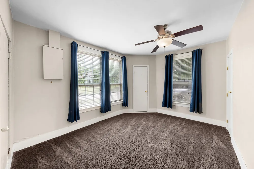 1301 Locust Street Commerce, TX 75428