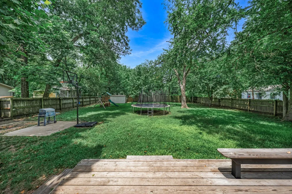 1301 Locust Street Commerce, TX 75428