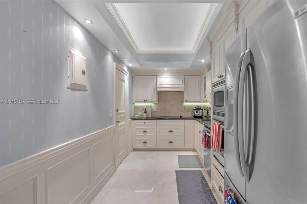 10185 Collins Ave #PH23 Bal Harbour, FL 33154