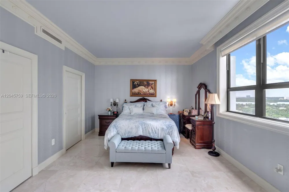 10185 Collins Ave #PH23 Bal Harbour, FL 33154