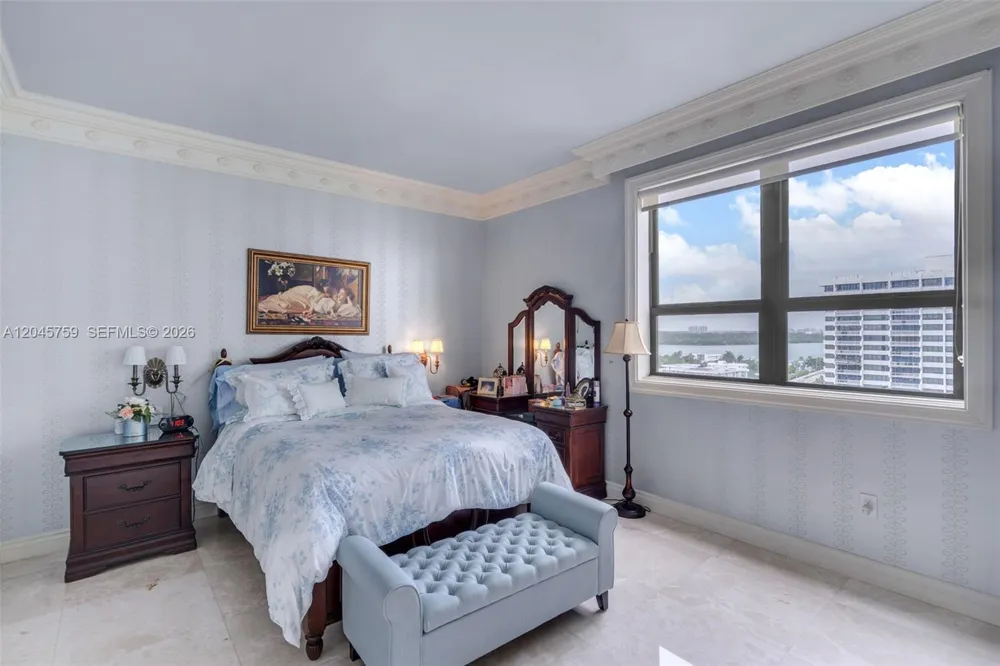 10185 Collins Ave #PH23 Bal Harbour, FL 33154