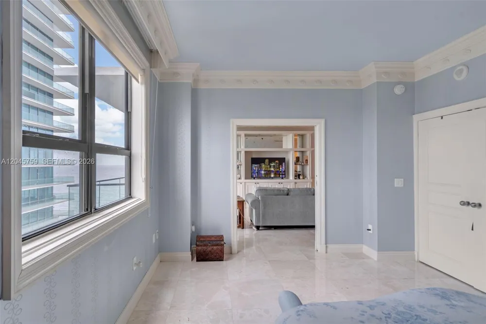 10185 Collins Ave #PH23 Bal Harbour, FL 33154