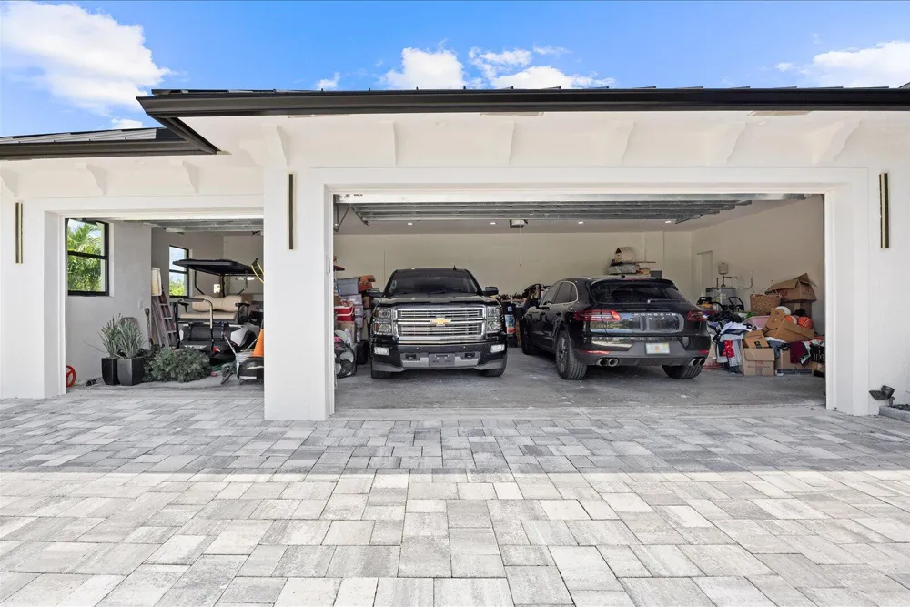 896 SW Squire Johns Lane Palm City, FL 34990