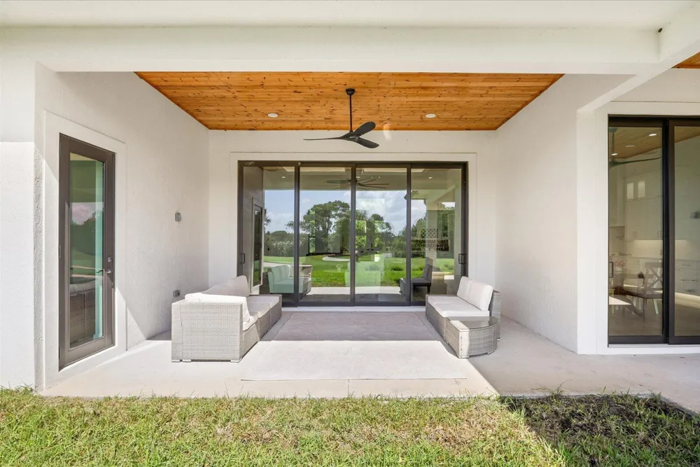 896 SW Squire Johns Lane Palm City, FL 34990