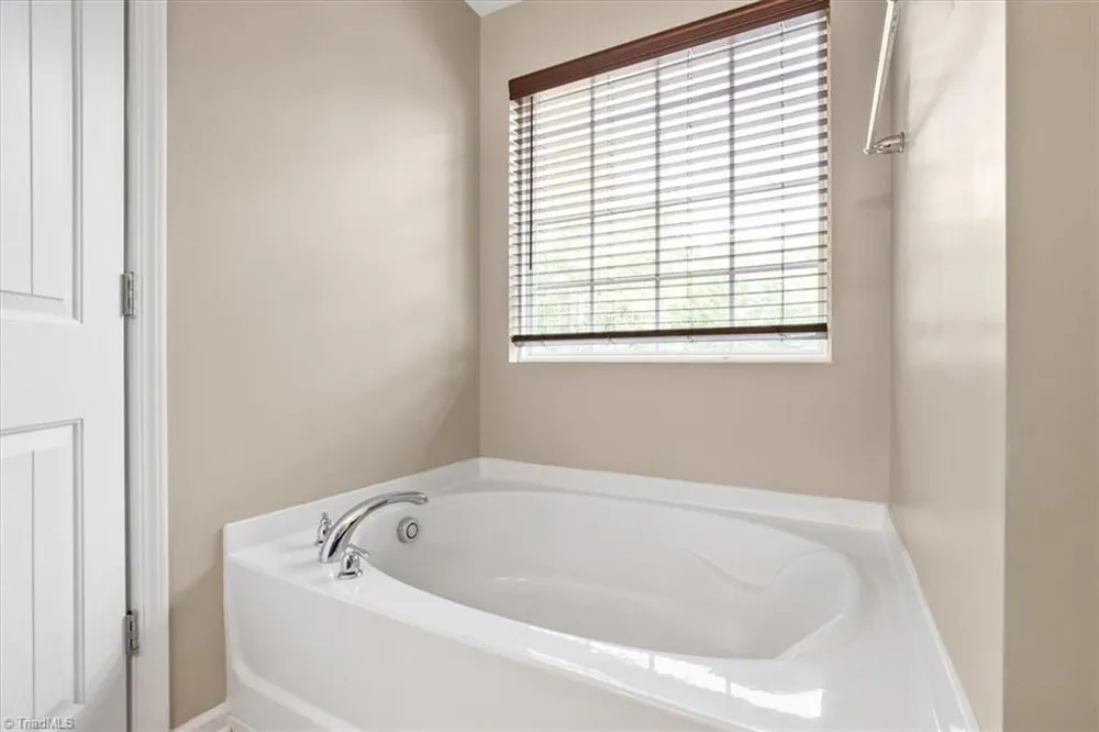 6511 Rogers Farm Road Pleasant Garden, NC 27313