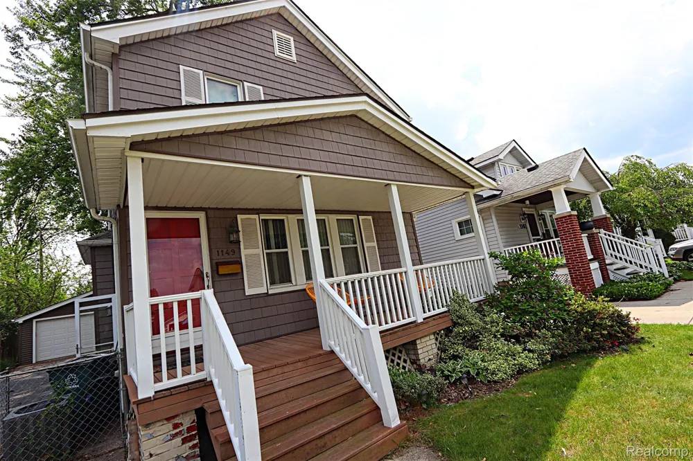 1149 Cambridge Road Berkley City, MI 48072